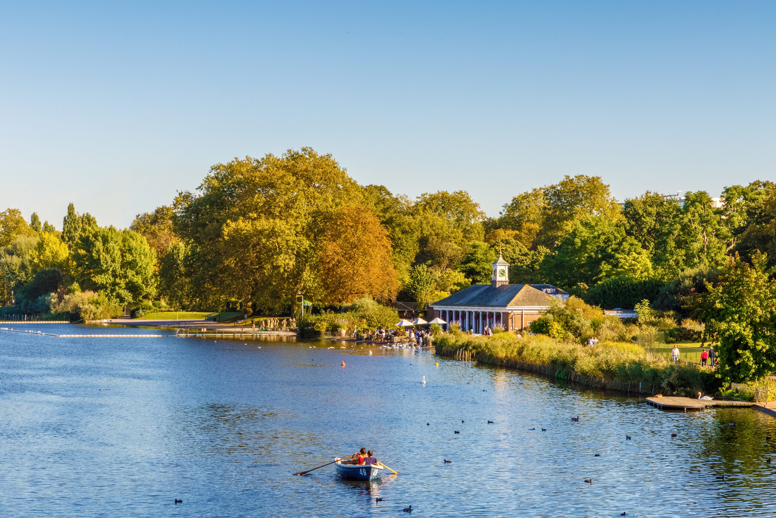 Serpentine lake in Hyde Park, London